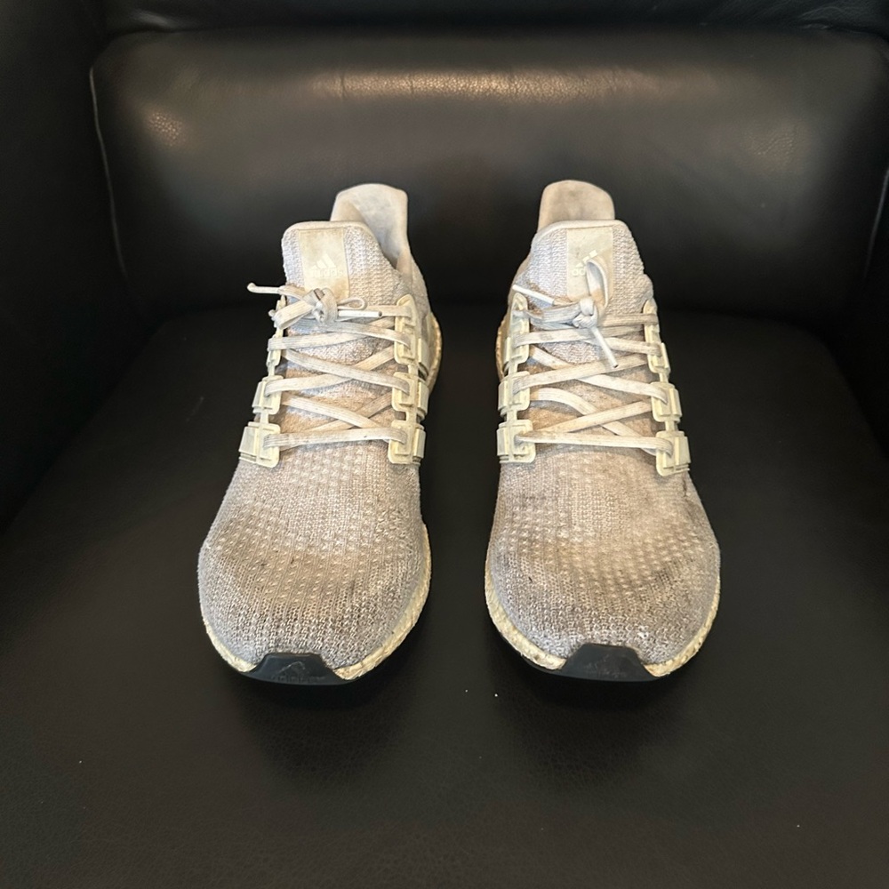 adidas Triple White 4.0 USED